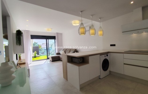 Resale - Apartment / flat - El Raso