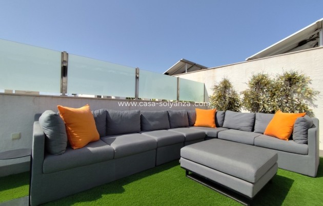 Resale - Apartment / flat - El Raso