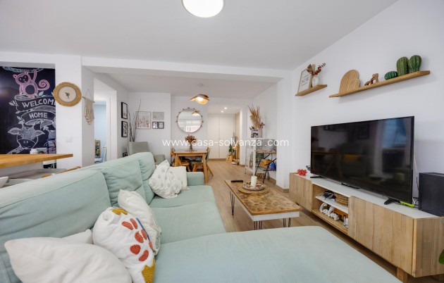 Resale - Apartment / flat - Torrevieja - Torrevieja Centro