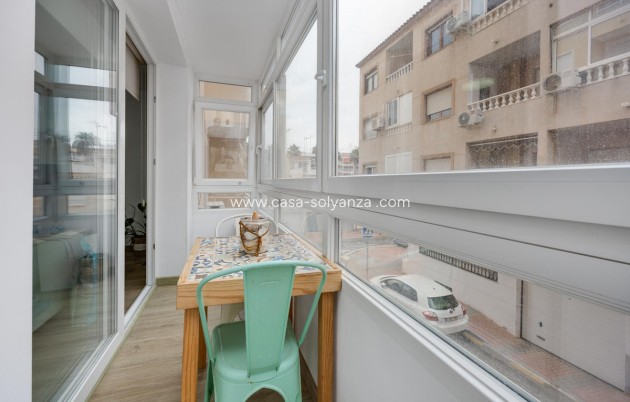 Resale - Apartment / flat - Torrevieja - Torrevieja Centro