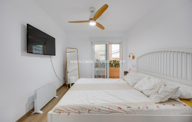 Resale - Apartment / flat - Torrevieja - Torrevieja Centro