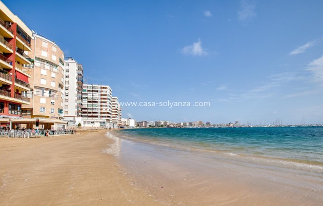 Resale - Apartment / flat - Torrevieja - Torrevieja Centro