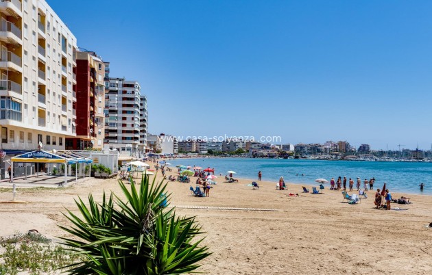 Resale - Apartment / flat - Torrevieja - Torrevieja Centro