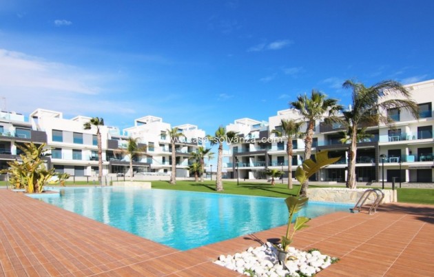 Resale - Apartment / flat - El Raso