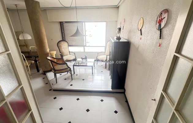 Resale - Apartment / flat - Guardamar del Segura - Pueblo