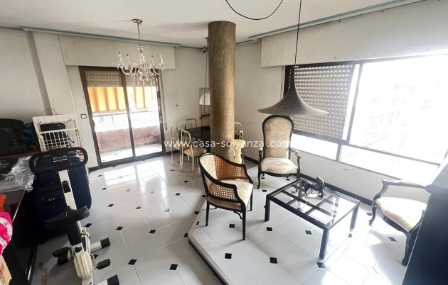 Resale - Apartment / flat - Guardamar del Segura - Pueblo