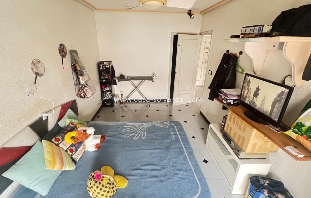 Resale - Apartment / flat - Guardamar del Segura - Pueblo