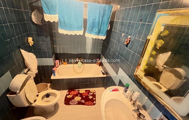 Resale - Apartment / flat - Guardamar del Segura - Pueblo