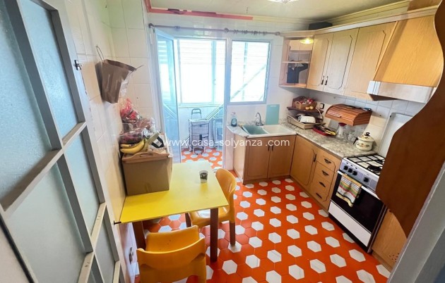 Resale - Apartment / flat - Guardamar del Segura - Pueblo