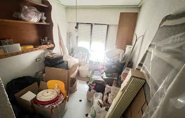 Resale - Apartment / flat - Guardamar del Segura - Pueblo