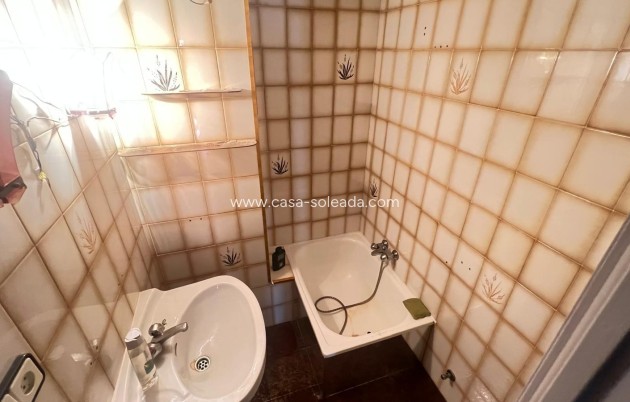 Resale - Apartment / flat - Guardamar del Segura - Pueblo