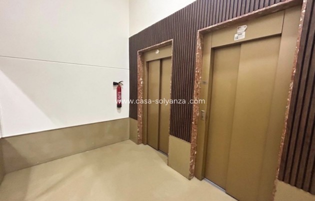 Revente - Appartement - Torrevieja - Torrevieja Centro
