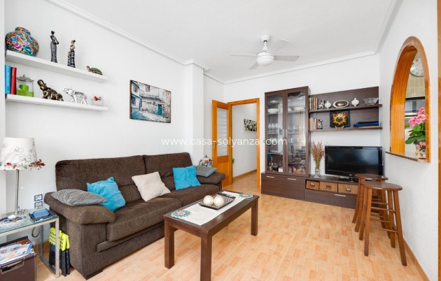 Resale - Apartment / flat - Torrevieja - Torrevieja Centro