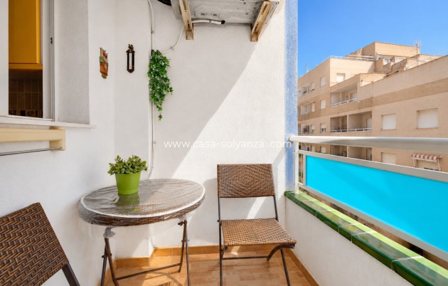 Resale - Apartment / flat - Torrevieja - Torrevieja Centro