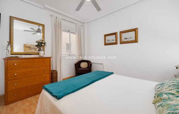 Resale - Apartment / flat - Torrevieja - Torrevieja Centro