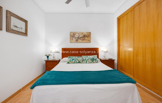 Resale - Apartment / flat - Torrevieja - Torrevieja Centro