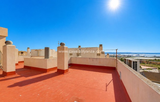 Resale - Apartment / flat - Torrevieja - Torrevieja Centro