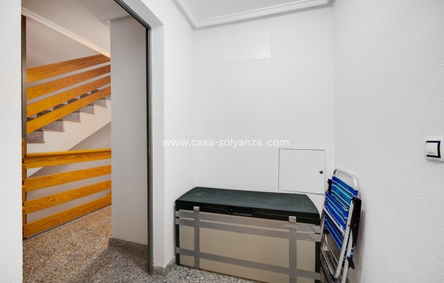 Resale - Apartment / flat - Torrevieja - Torrevieja Centro