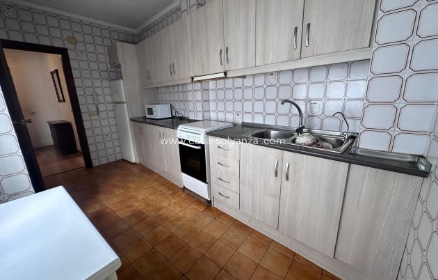 Resale - Apartment / flat - Torrevieja