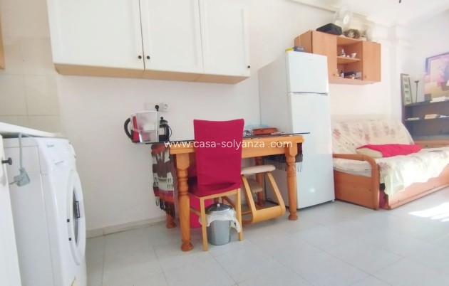Resale - Apartment / flat - Torrevieja - Costa Blanca