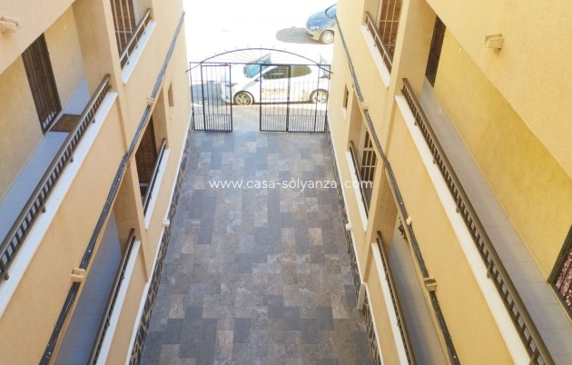 Resale - Apartment / flat - Torrevieja - Costa Blanca
