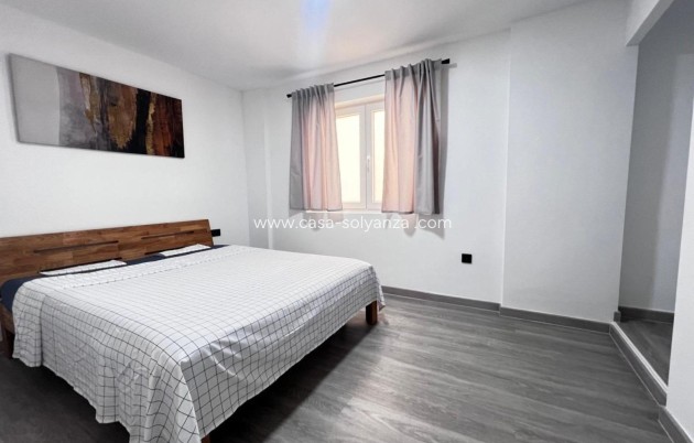 Resale - Apartment / flat - Torrevieja - Estacion Autobuses