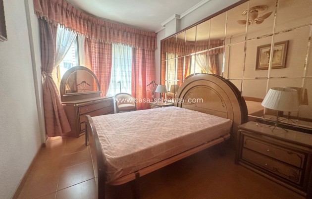 Revente - Appartement - Torrevieja - Torrevieja Centro