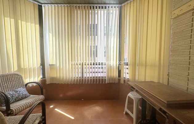 Revente - Appartement - Torrevieja - Torrevieja Centro