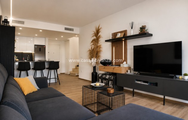 Resale - Apartment / flat - Orihuela - Villamartin