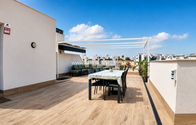 Resale - Apartment / flat - Orihuela - Villamartin