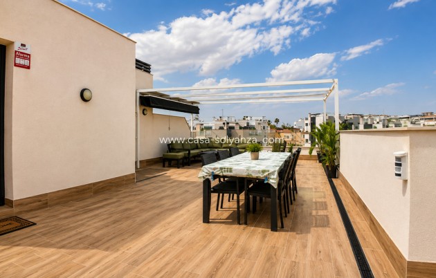 Resale - Apartment / flat - Orihuela - Villamartin