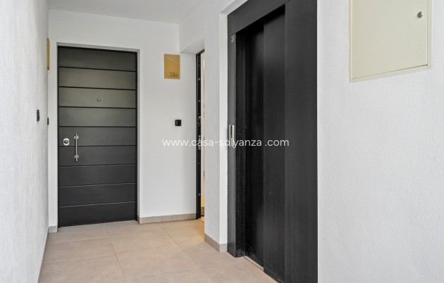 Wiederverkauf - Wohnung - Orihuela - Villamartin