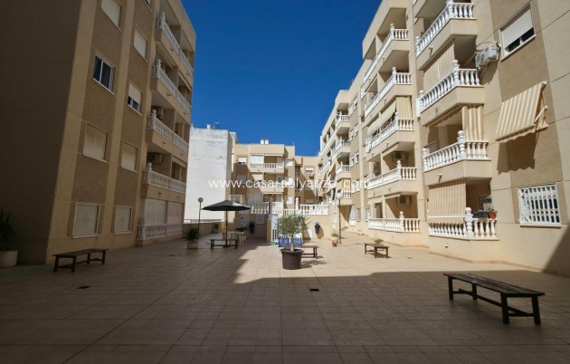 Wiederverkauf - Wohnung - Torrevieja - Playa del Cura