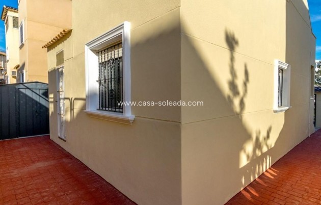 Wiederverkauf - Villa - Orihuela Costa - Costa Blanca