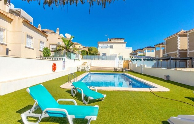 Wiederverkauf - Villa - Orihuela Costa - Costa Blanca