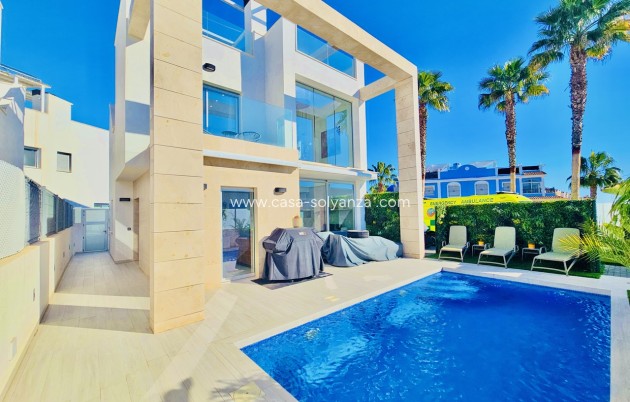 Resale - Villa - Cabo Roig - Costa Blanca