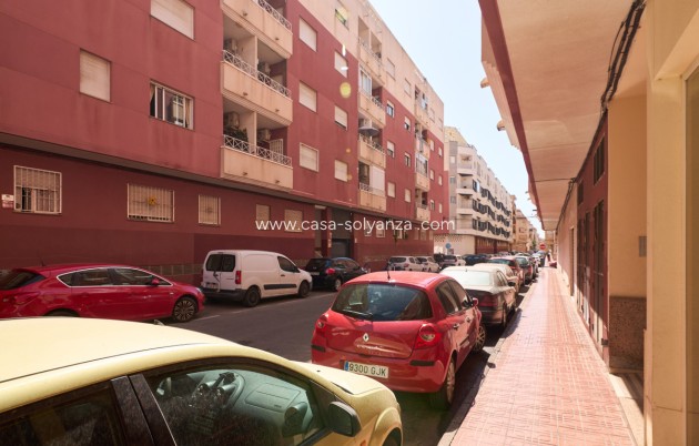 Resale - Apartment / flat - Alicante City - Parque de las Naciones