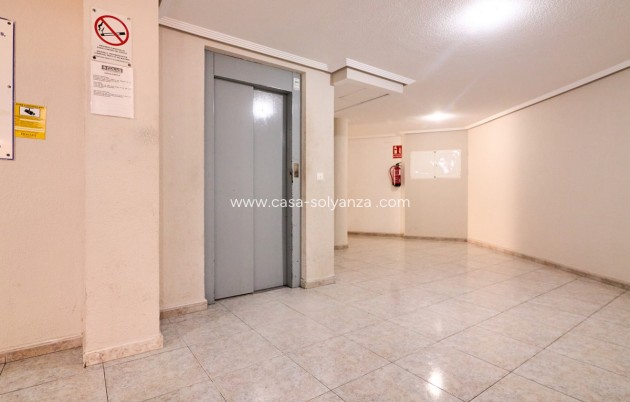 Resale - Apartment / flat - Alicante City - Parque de las Naciones