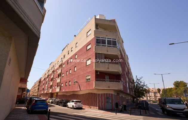 Resale - Apartment / flat - Alicante City - Parque de las Naciones