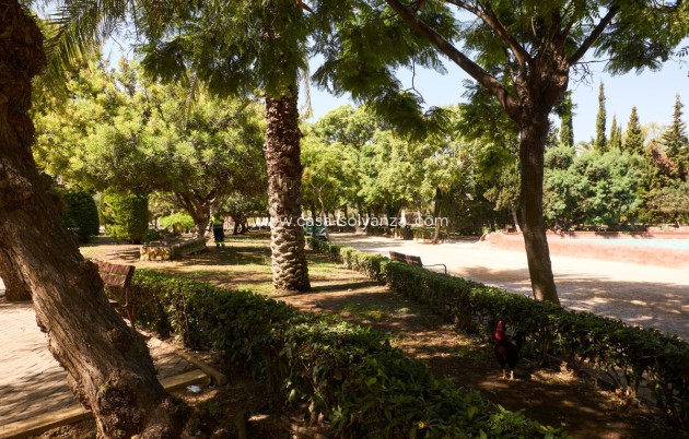 Resale - Apartment / flat - Alicante City - Parque de las Naciones