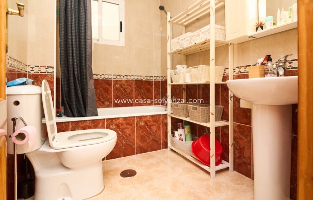 Resale - Apartment / flat - Alicante City - Parque de las Naciones