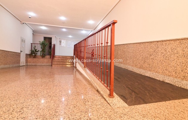 Resale - Apartment / flat - Alicante City - Parque de las Naciones