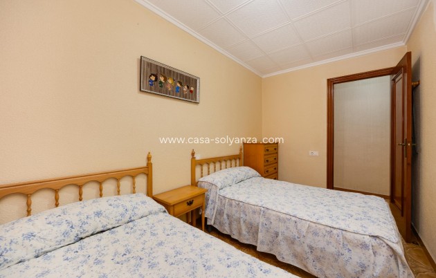 Resale - Apartment / flat - Torrevieja - Playa del Acequión
