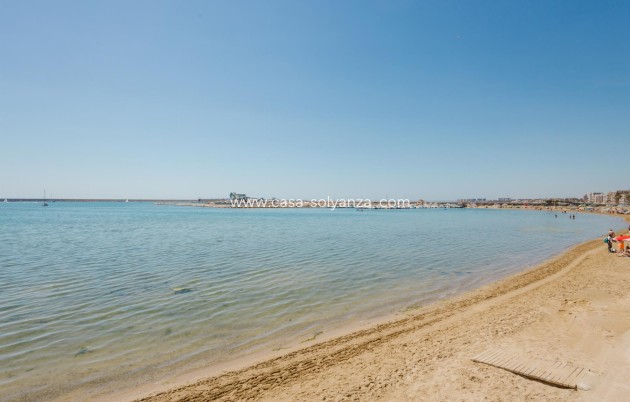 Resale - Apartment / flat - Torrevieja - Playa del Acequión