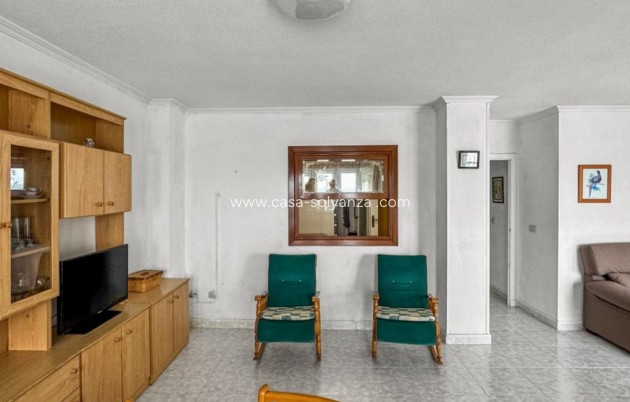Resale - Apartment / flat - Torrevieja - Playa de los Locos