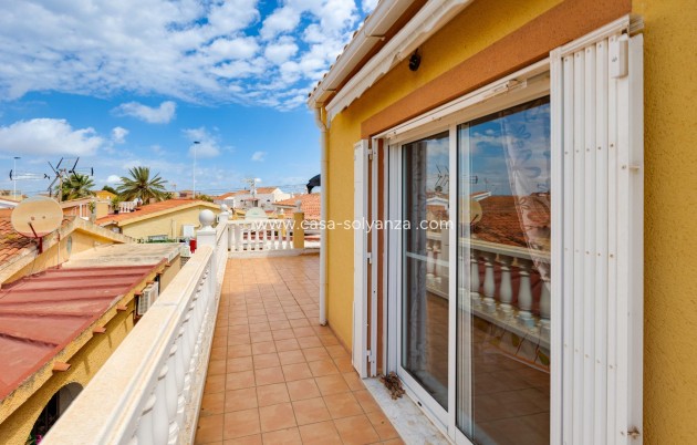 Resale - Villa - Torrevieja - Aguas nuevas