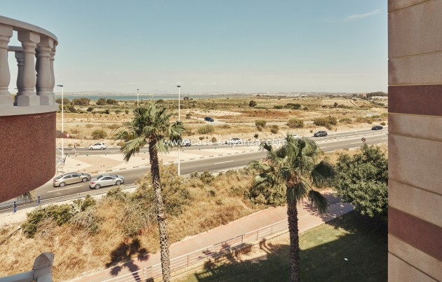 Herverkoop - Appartement / flat - Torrevieja - La Mata