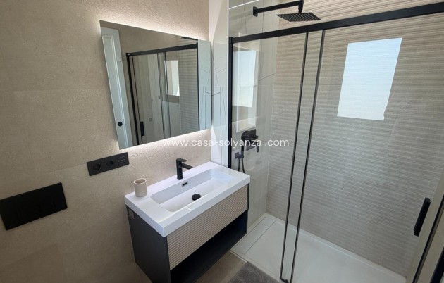 Resale - Apartment / flat - Los Alcázares - Los Alcazares Centro