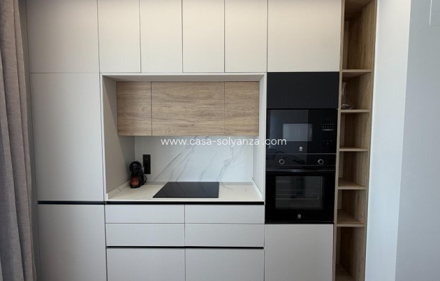 Resale - Apartment / flat - Los Alcázares - Los Alcazares Centro