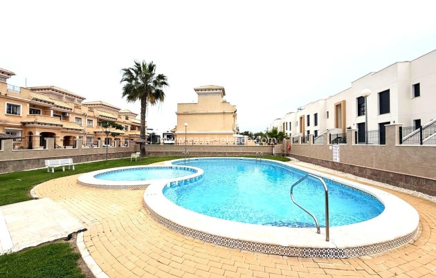 Revente - Villa - Orihuela Costa - Villamartín